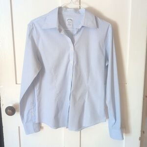 Brooks Brothers Women's Sz 6 Fitted Non-Iron Stretch Dress Shirt